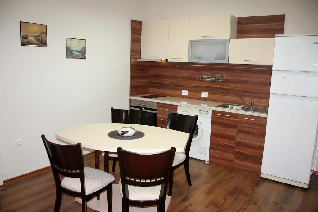 Diva Apartment Varna Exterior photo